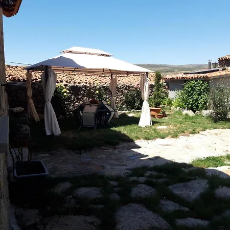 Arroyos Country house *