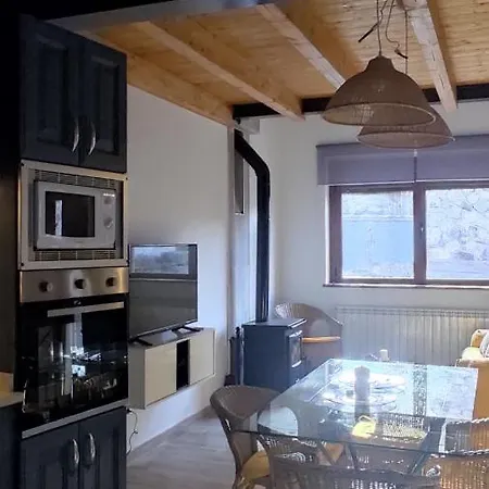Arroyos Country house