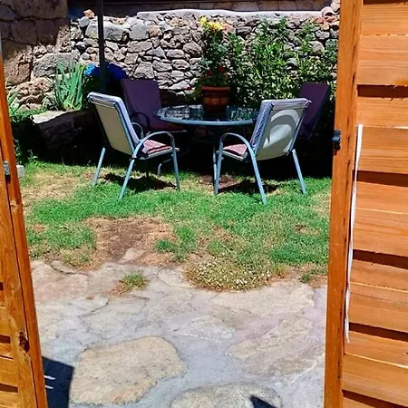 Arroyos Country house